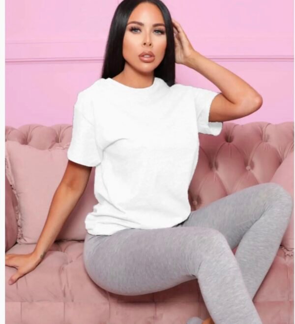 Basic white t shirt