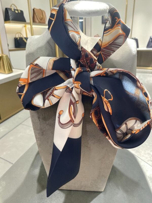 Navy/Orange neck scarf